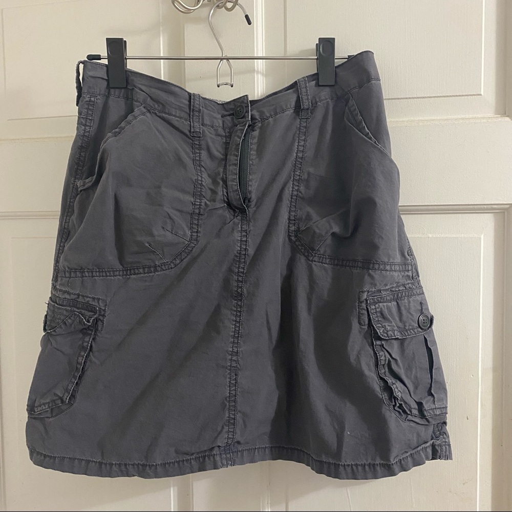 Cargo skirt size 6